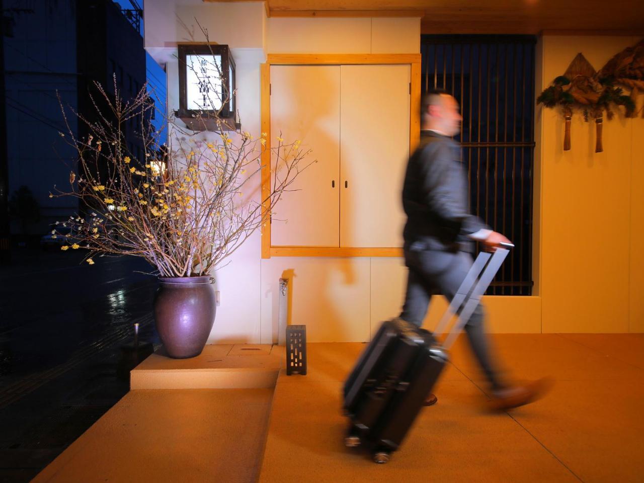 Machiya Ryokan Ichifuji Hitoyoshi Exteriör bild